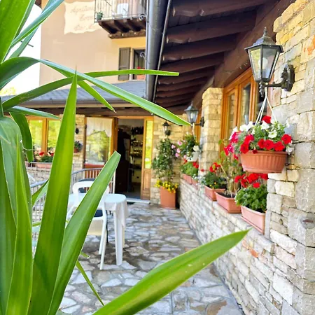 Cornei Da Nadia Vakantieboerderij