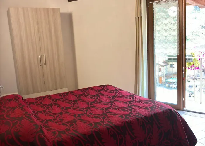 مزرعة للإقامة Cornei Da Nadia *